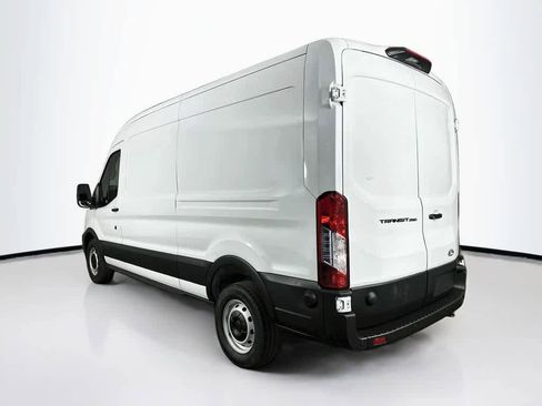New 2026 Ford Transit 250 148 Medium Roof RWD image 4