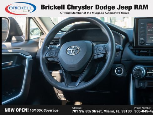 Used 2022 Toyota RAV4 XLE AWD/4WD image 20