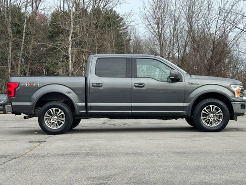Used 2020 Ford F150 Lariat w/ Trailer Tow Package image 12