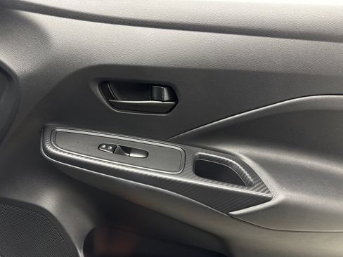 Used 2025 Nissan Versa S w/ Trunk Package FWD image 41
