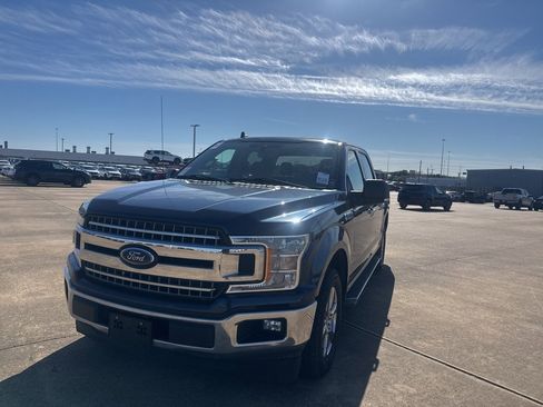 Used 2020 Ford F150 XLT w/ Equipment Group 302A Luxury image 4