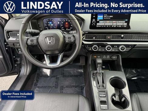 Used 2024 Honda Civic Touring image 11