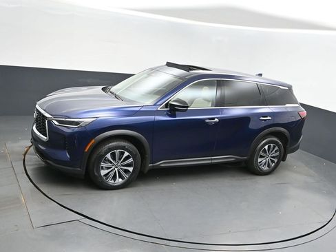 Certified 2023 INFINITI QX60 Pure image 32