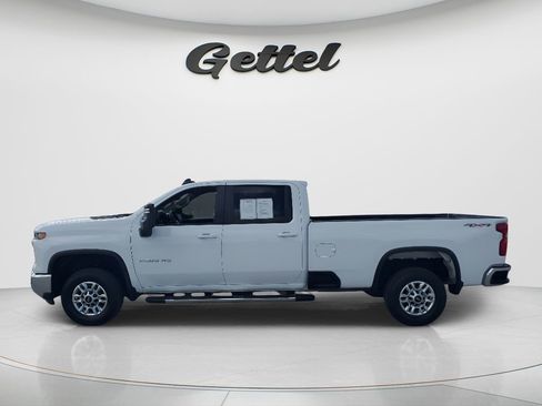 Used 2025 Chevrolet Silverado 2500 LT w/ Convenience Package image 7
