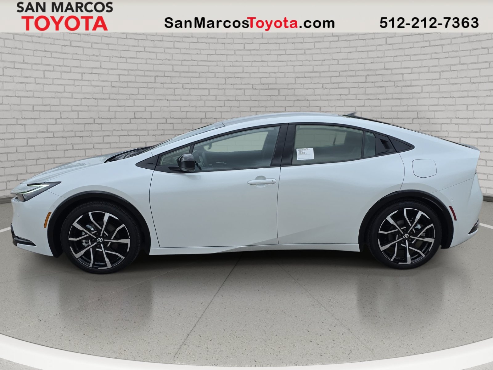 New 2027 Toyota Prius Plug-In Hybrid w/ Limited Premium Package FWD image 8