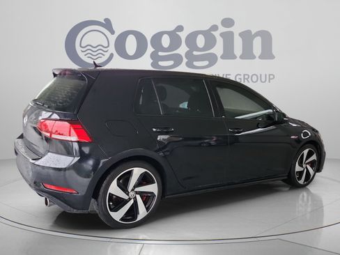 Used 2019 Volkswagen Golf 4-Door FWD image 5