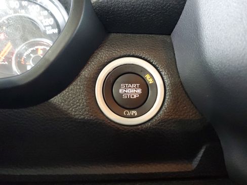 Used 2023 RAM 1500 Big Horn RWD image 32