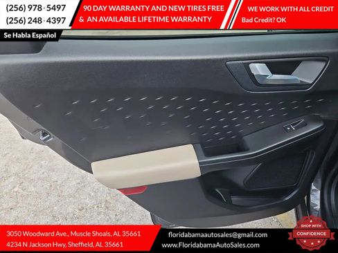 Used 2020 Ford Escape SEL image 9