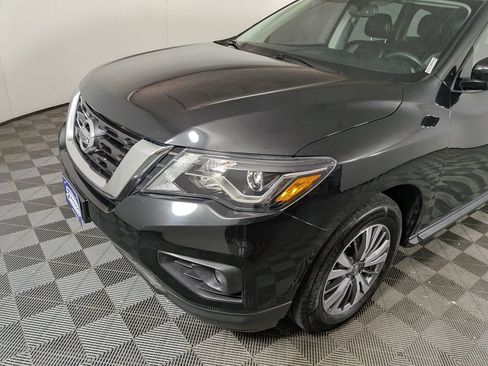 Used 2019 Nissan Pathfinder SL AWD/4WD image 13