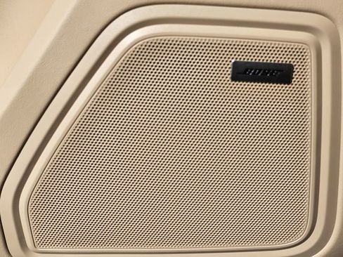 New 2025 Porsche Macan S image 27