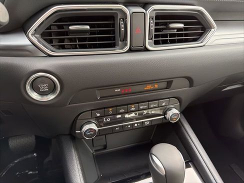 New 2025 MAZDA CX-5 AWD 2.5 S w/ Preferred Package image 16