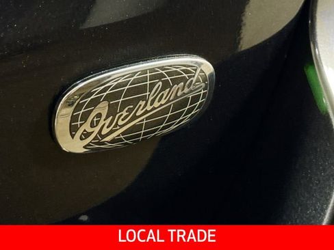 Used 2015 Jeep Grand Cherokee Overland w/ Advanced Technology Group image 3