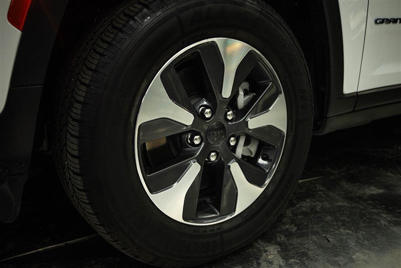Used 2022 Jeep Grand Cherokee Limited 4xe AWD/4WD image 3