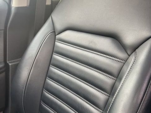 Used 2024 Ford Edge SEL w/ Convenience Package image 15