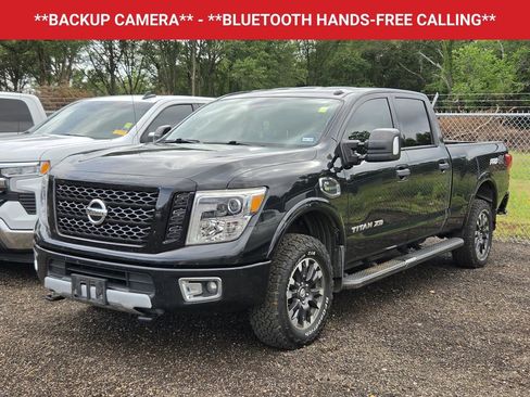 Used 2019 Nissan Titan PRO-4X AWD/4WD image 3