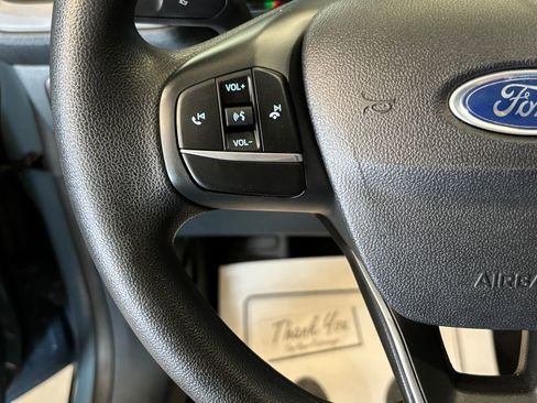 Used 2022 Ford Maverick XL FWD image 11