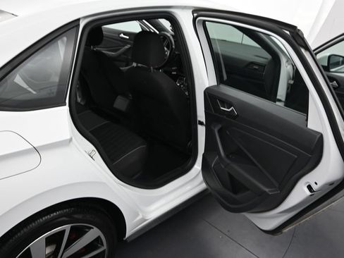 Used 2019 Volkswagen Jetta GLI FWD image 15