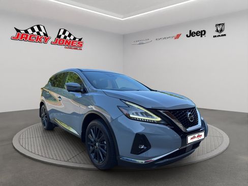 Used 2021 Nissan Murano SL FWD image 12