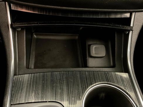 Used 2019 Chevrolet Impala LT FWD image 16