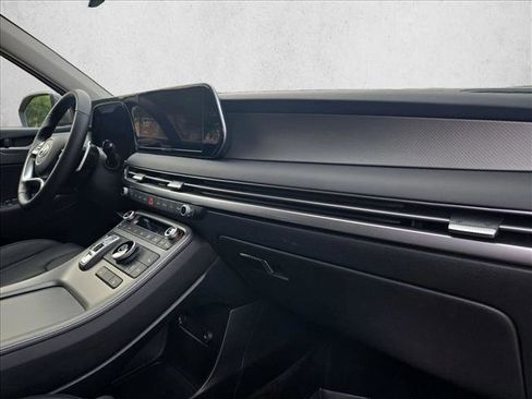 Used 2025 Hyundai Palisade SEL FWD image 23