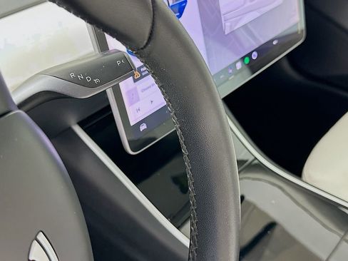 Used 2020 Tesla Model 3 Performance AWD/4WD image 17