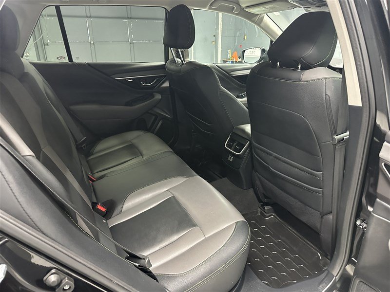 Used 2023 Subaru Outback Onyx Edition AWD/4WD image 12