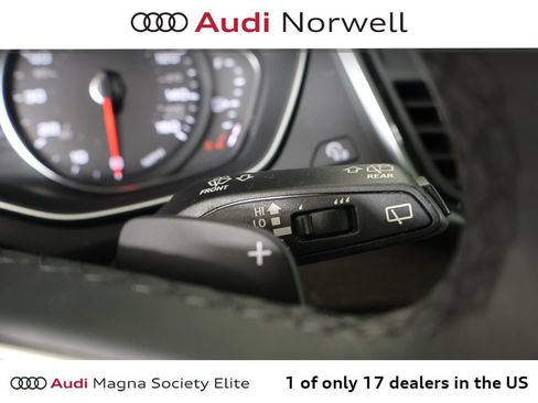 Used 2023 Audi Q5 2.0T Premium w/ Convenience Package AWD/4WD image 29