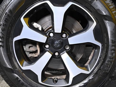 Used 2019 Jeep Renegade Trailhawk AWD/4WD image 36
