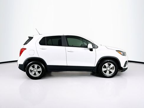 Used 2020 Chevrolet Trax LS w/ Tint and Cruise Package image 10