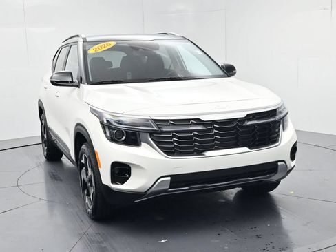Certified 2026 Kia Seltos S AWD/4WD image 2