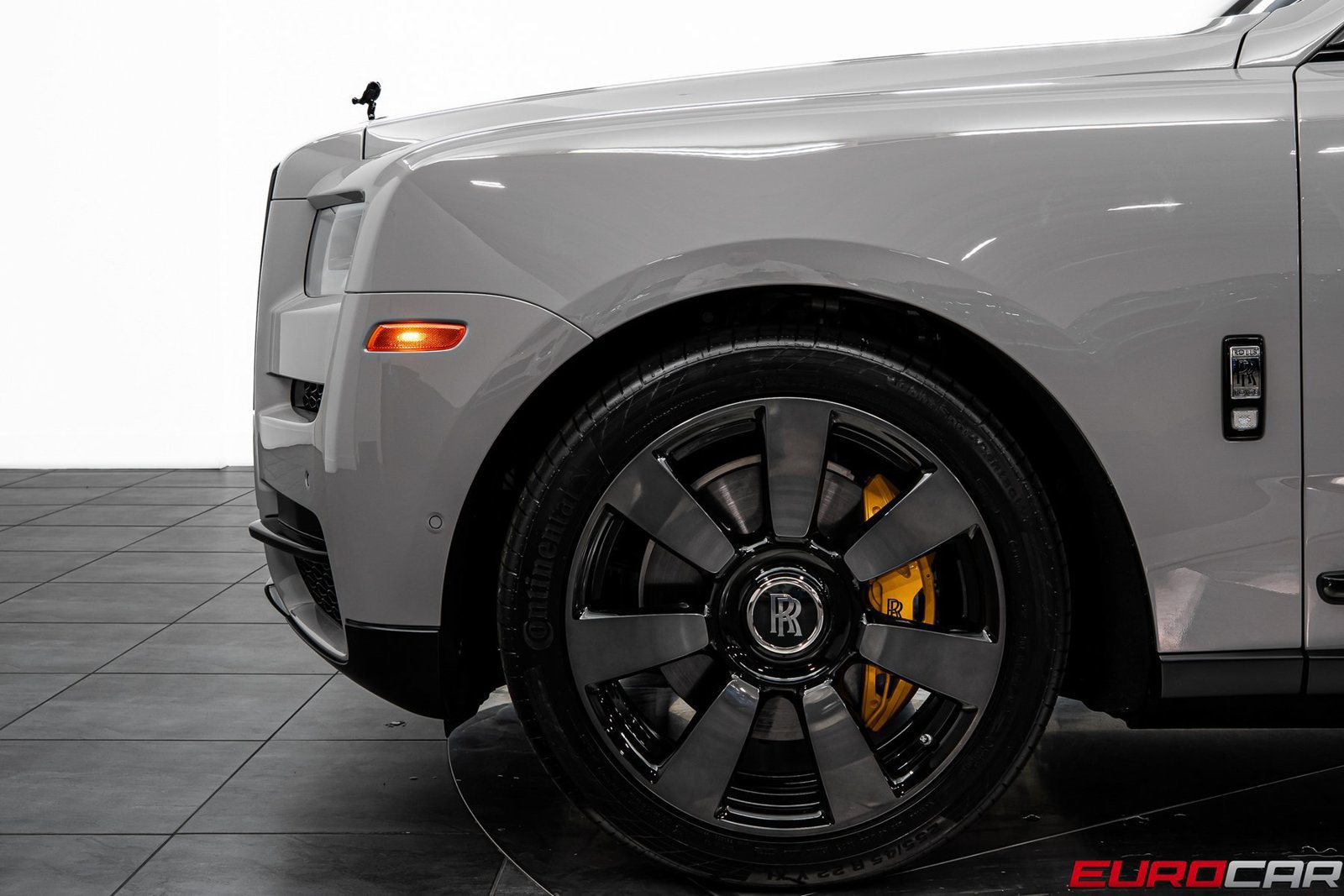 Used 2024 Rolls-Royce Cullinan AWD/4WD image 15