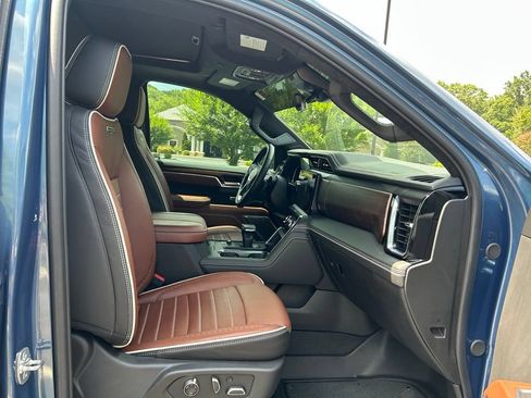 Used 2025 GMC Sierra 1500 Denali Ultimate AWD/4WD image 52