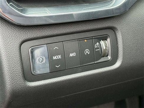 New 2026 GMC Acadia Elevation w/ Elevation Premium Package image 17