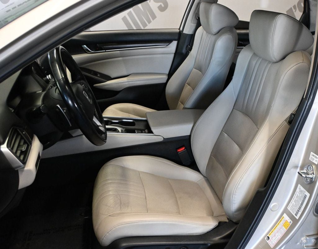 Used 2018 Honda Accord Touring image 15