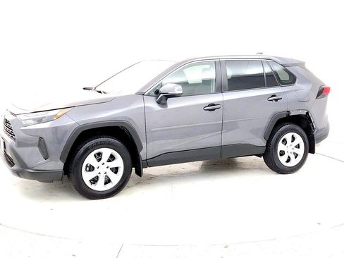 Used 2024 Toyota RAV4 LE image 4