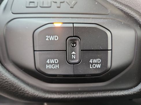 New 2025 RAM 2500 Big Horn image 32