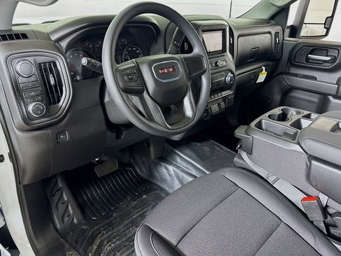 New 2026 GMC Sierra 2500 Pro w/ Convenience Package image 5