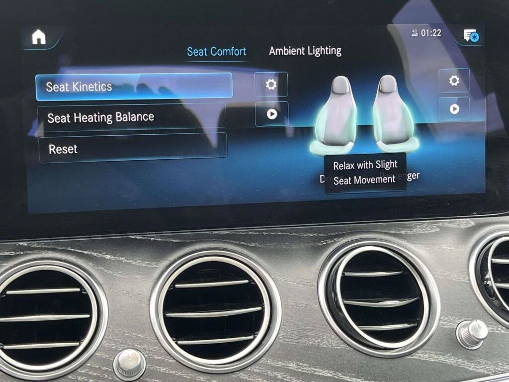 Used 2021 Mercedes-Benz E 350 4MATIC Sedan image 25
