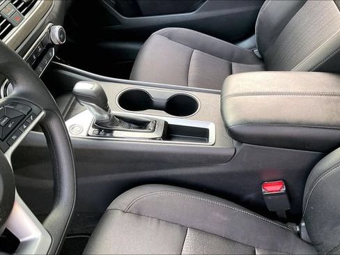 Used 2025 Nissan Altima 2.5 SV FWD image 13