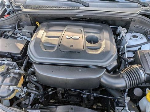 Used 2019 Jeep Grand Cherokee Altitude image 23