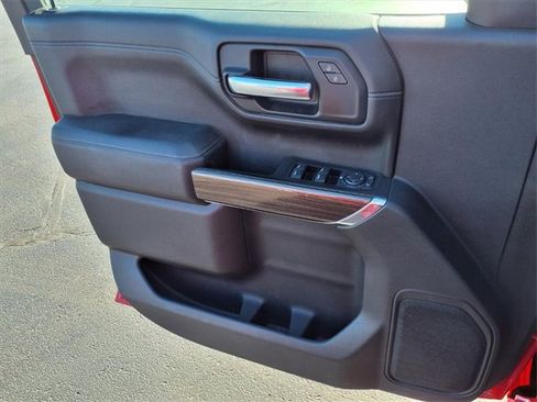 Used 2019 Chevrolet Silverado 1500 LT w/ All-Star Edition image 17