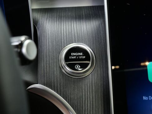 Certified 2026 Mercedes-Benz GLC 300 4MATIC image 27