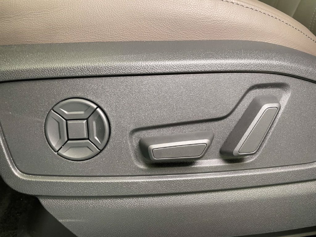 New 2026 Audi Q5 Premium AWD/4WD image 17