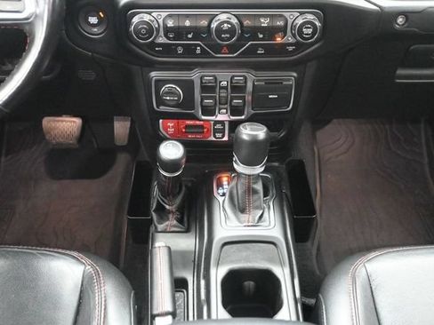 Used 2020 Jeep Gladiator Rubicon AWD/4WD image 22