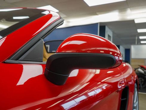 Used 2015 Porsche Boxster S RWD image 18