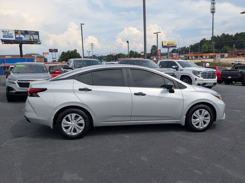Used 2024 Nissan Versa S w/ Trunk Package FWD image 4