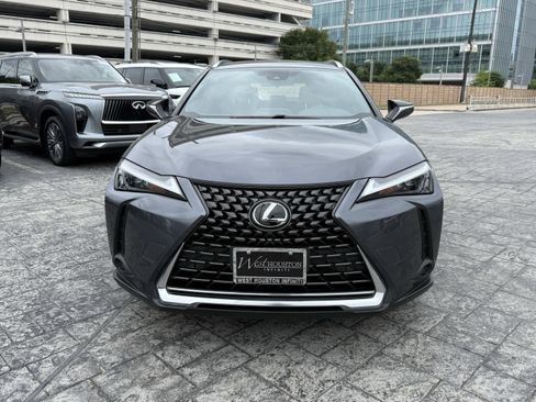 Used 2024 Lexus UX 250h FWD image 2
