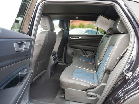New 2026 Volkswagen Atlas Cross Sport SEL Premium R-Line AWD/4WD image 8