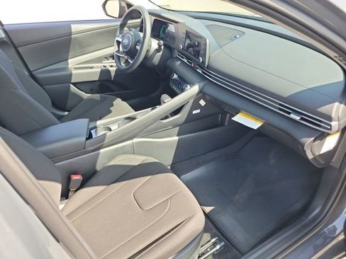 New 2026 Hyundai Elantra Hybrid FWD image 20