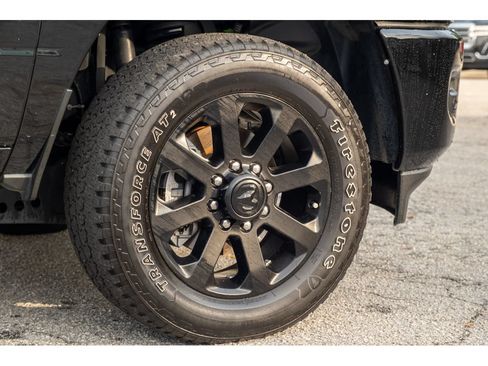 Used 2025 RAM 2500 Laramie AWD/4WD image 10